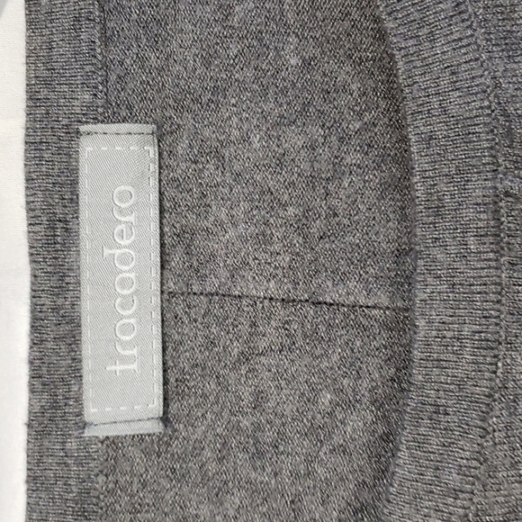 Tracadero Grey Sweater Medium - Picture 3 of 7